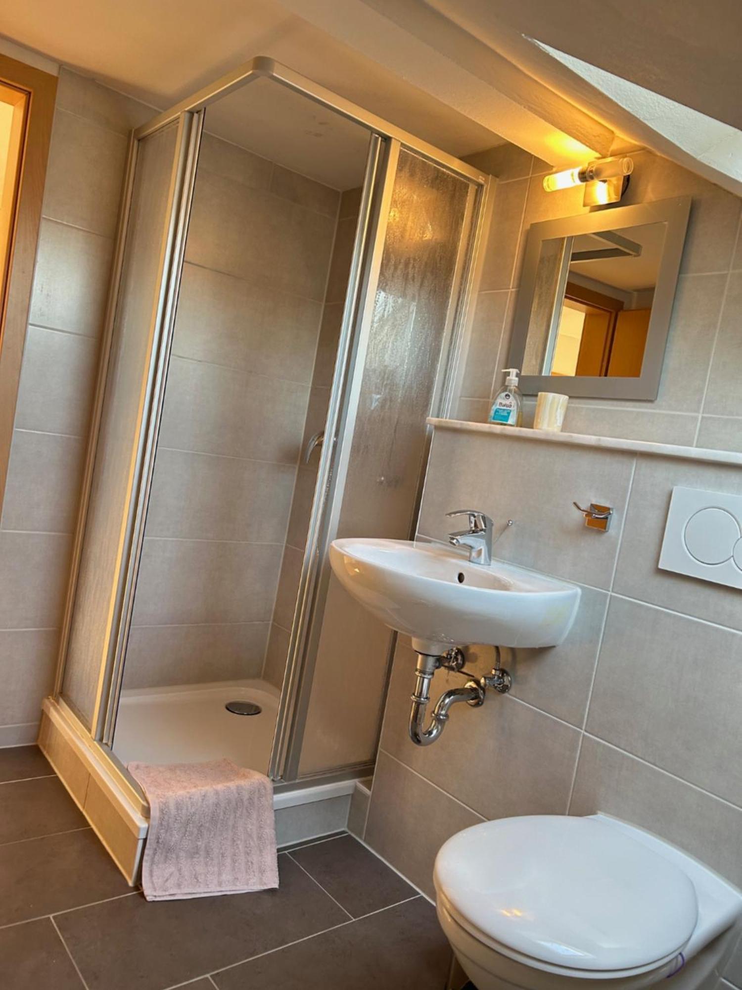 Private Grosse Apartment *